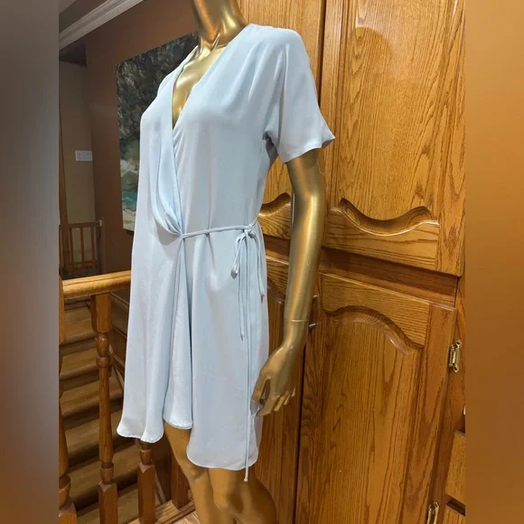 Babaton Soft Blue Blouse - Picture 5 of 11